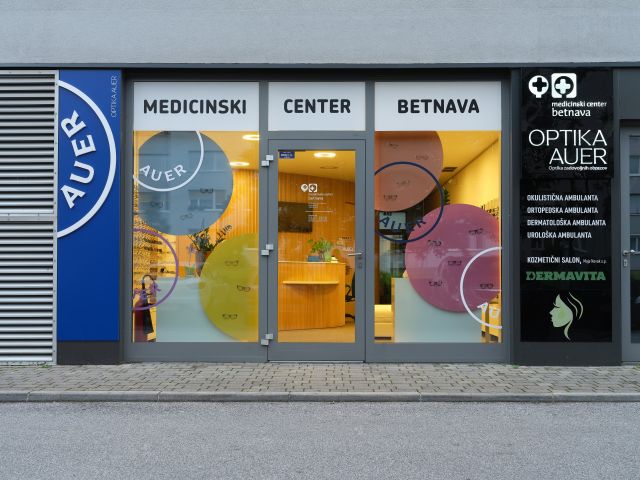 optika-auer-maribor-DSCF7718-1