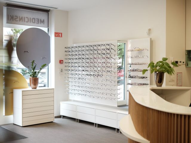 optika-auer-maribor-DSCF4663